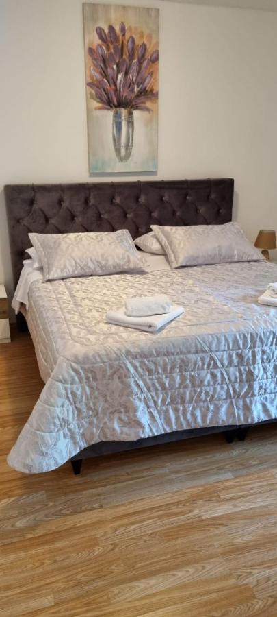Holiday Home Zezevica - Heated Pool Sestanovac Ngoại thất bức ảnh