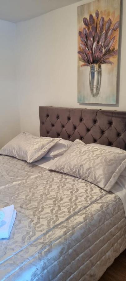 Holiday Home Zezevica - Heated Pool Sestanovac Ngoại thất bức ảnh